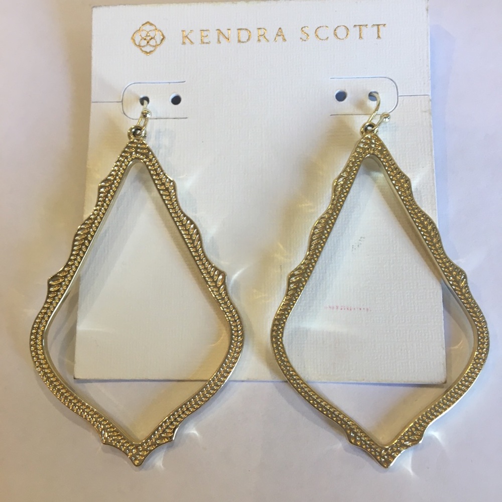 NWT Kendra Scott earrings